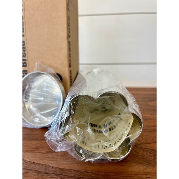 NEW The Pampered Chef  Bread Tube Flower Shape #1550 Kitchen Baking Ware - Picture 4 of 4